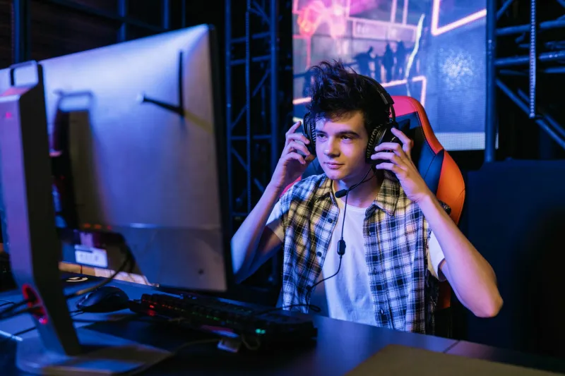 You're Playing It Wrong: The Ugly Gatekeeping Ruining British Gaming Streams